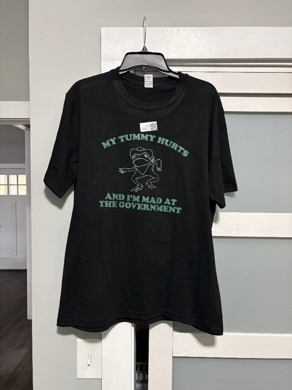 Funny Frog Tummy Hurts Mad at the Government Black T-shirt Tee sz L NEW